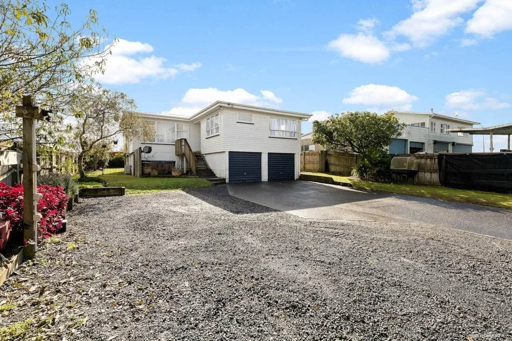 Waiuku Rd