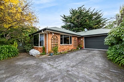 52A Charlesworth Street, Woolston