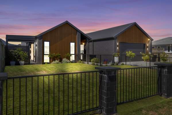 Wharewaka 3房  A new build lifestyle, without the wait!