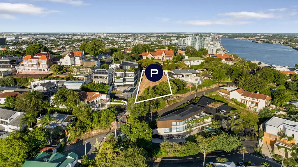 Hamilton Amazing Development Opportunity on 615sqm