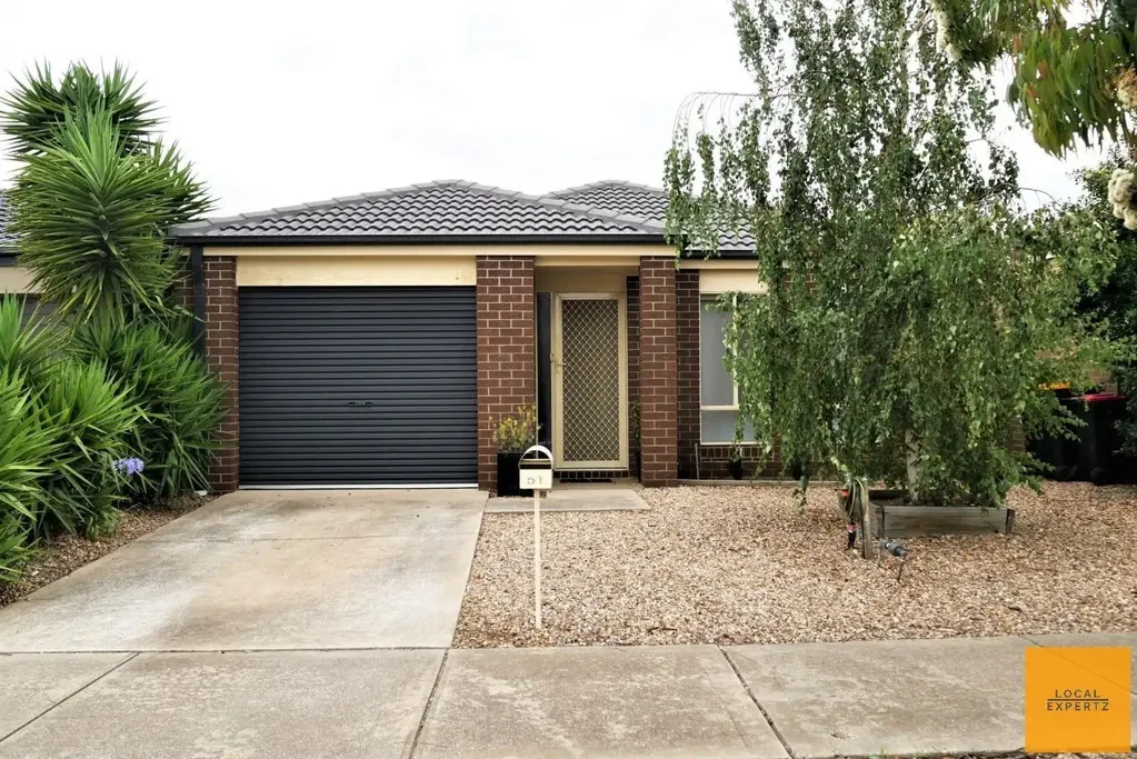 51 Peter Pan Crescent, Kurunjang, VIC 3337