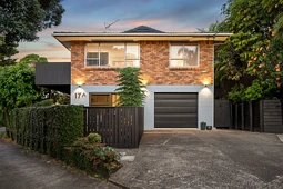 17A Clematis Avenue, Murrays Bay