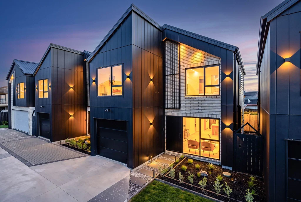 Papatoetoe 4બેડરૂમ Walk to Papatoetoe Central School  Brand-New Home