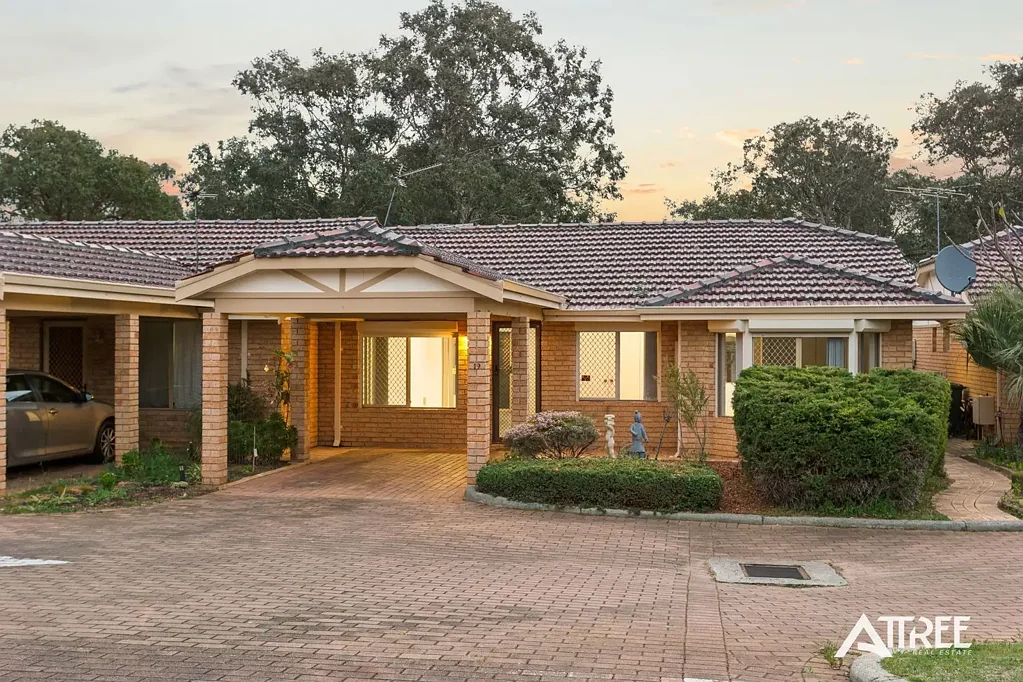 19/33 Brookside Avenue, Kelmscott, WA 6111