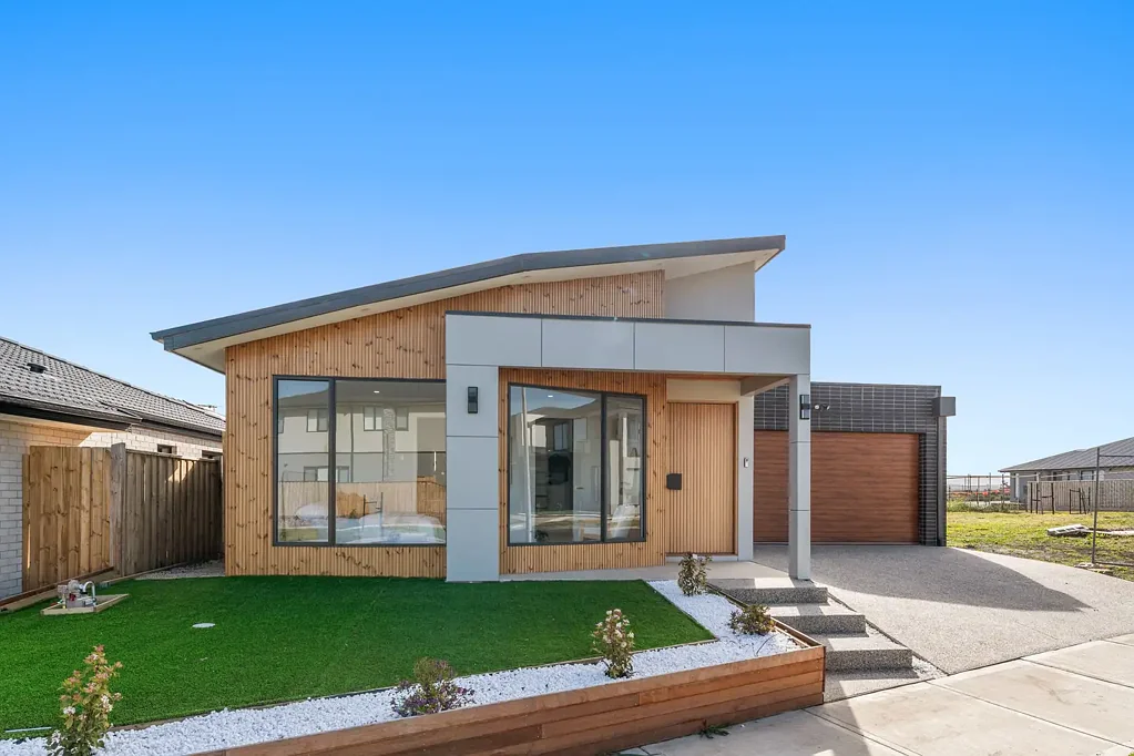 Wollert 4房  A Statement of Style in Aurora Estate