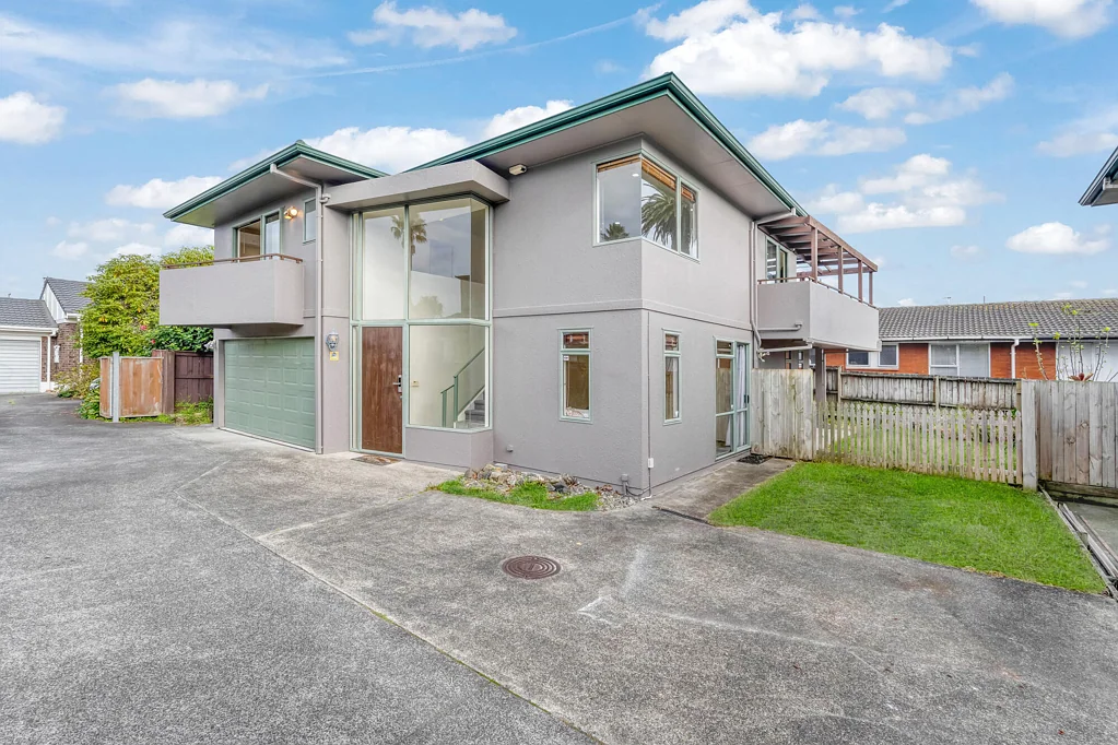 One Tree Hill 4部屋 Spacious Living with Separate Upstairs Retreat