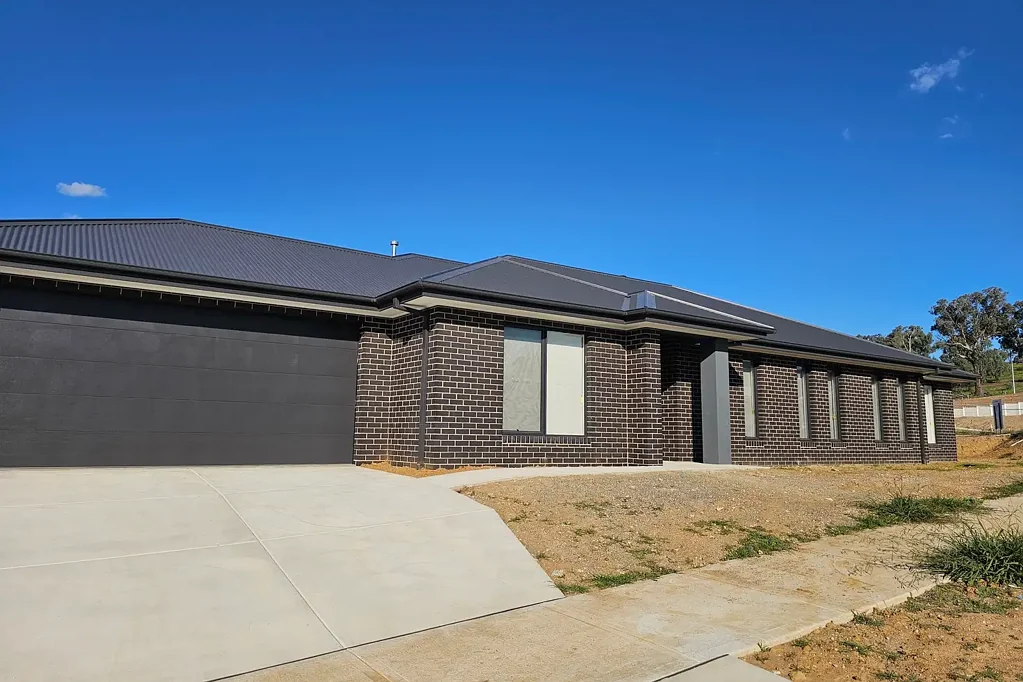 Brand New Living with Space, Style & Views
