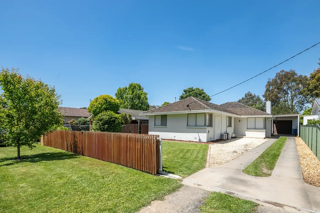Leongatha 4ห้องนอน Renovated, spacious & ready to enjoy