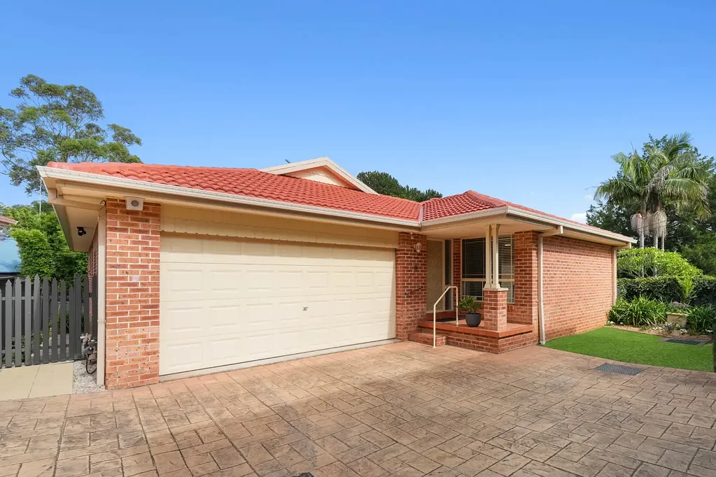 Spacious Single-Level Home in Convenient Epping Location