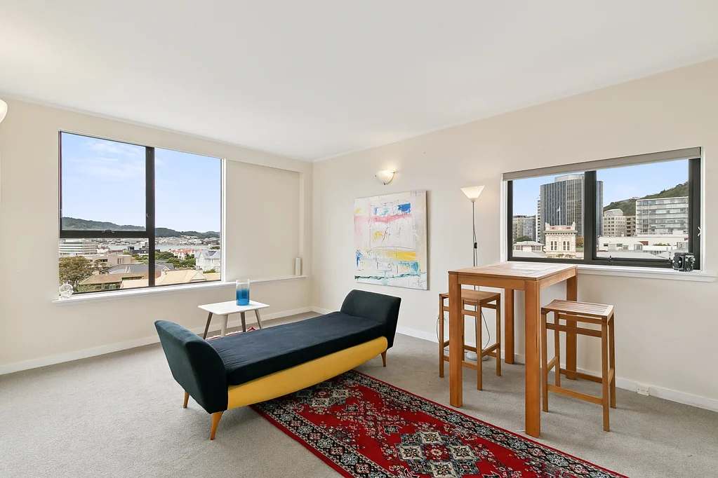 Thorndon 1chambre Cash Price: $310,000*