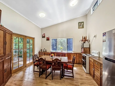 6 Crown Close, Malanda, QLD 4885, 3 Bedrooms, 1 Bathrooms, House