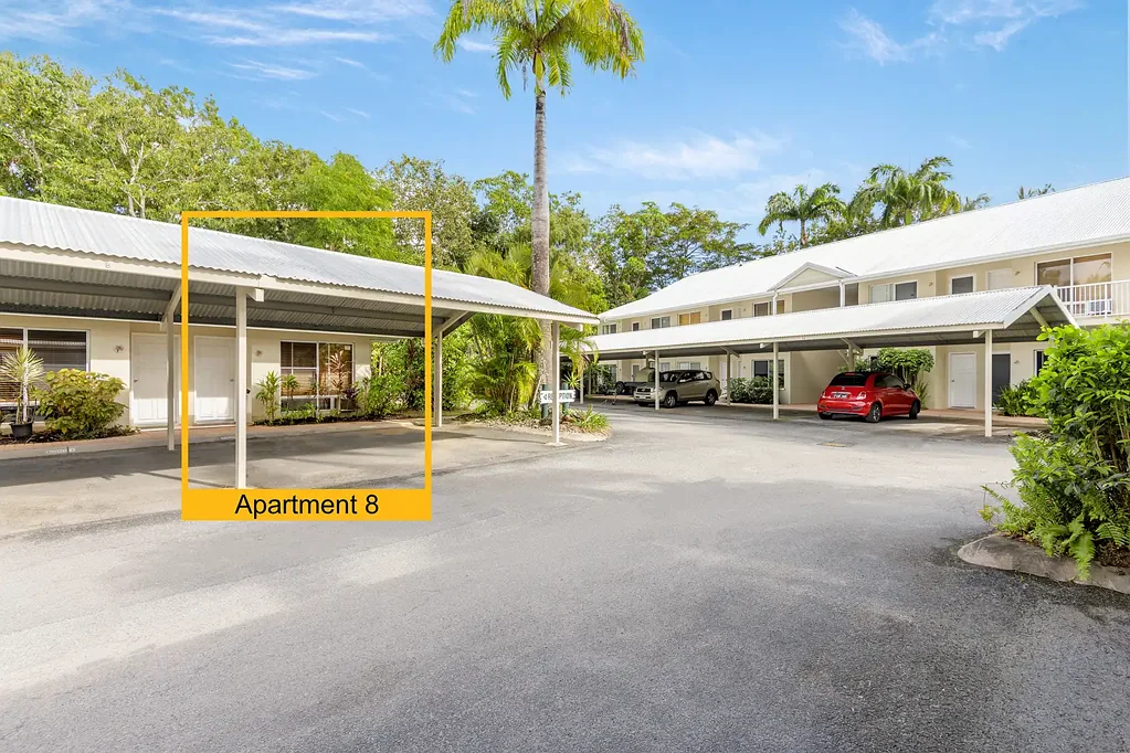 Craiglie 1 Bedroom IDEAL END UNIT ~ PRIVATE POSITION - CHECK IT OUT!