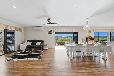 लिविंग रूम - 61 Hansen Road, Milbong, QLD 4310