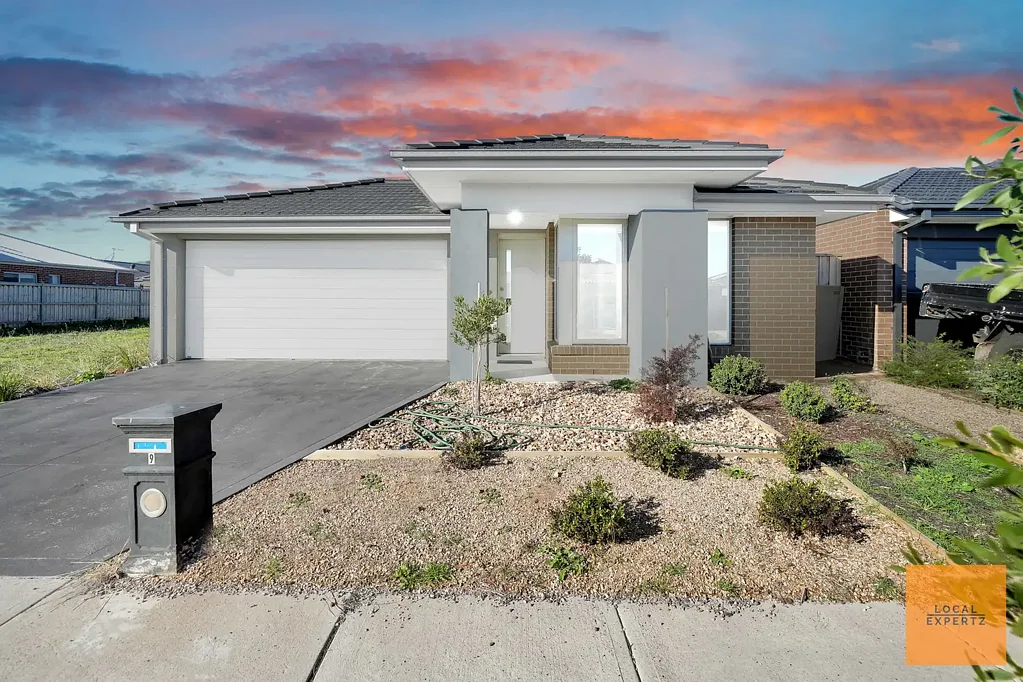 9 Bellbird Street, Kurunjang, VIC 3337