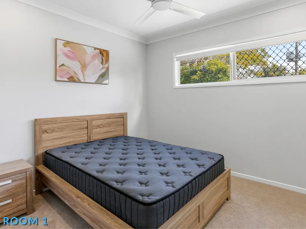 Furnished unit in Manly West