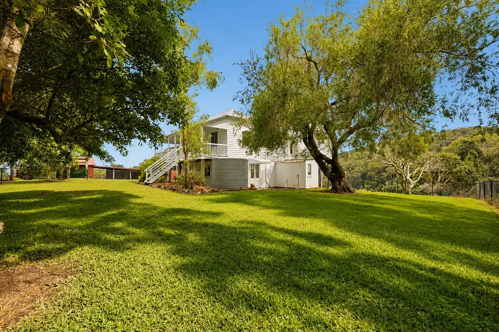 Charming Farmhouse for Rent - Peaceful Rural Living in Mount Cotton