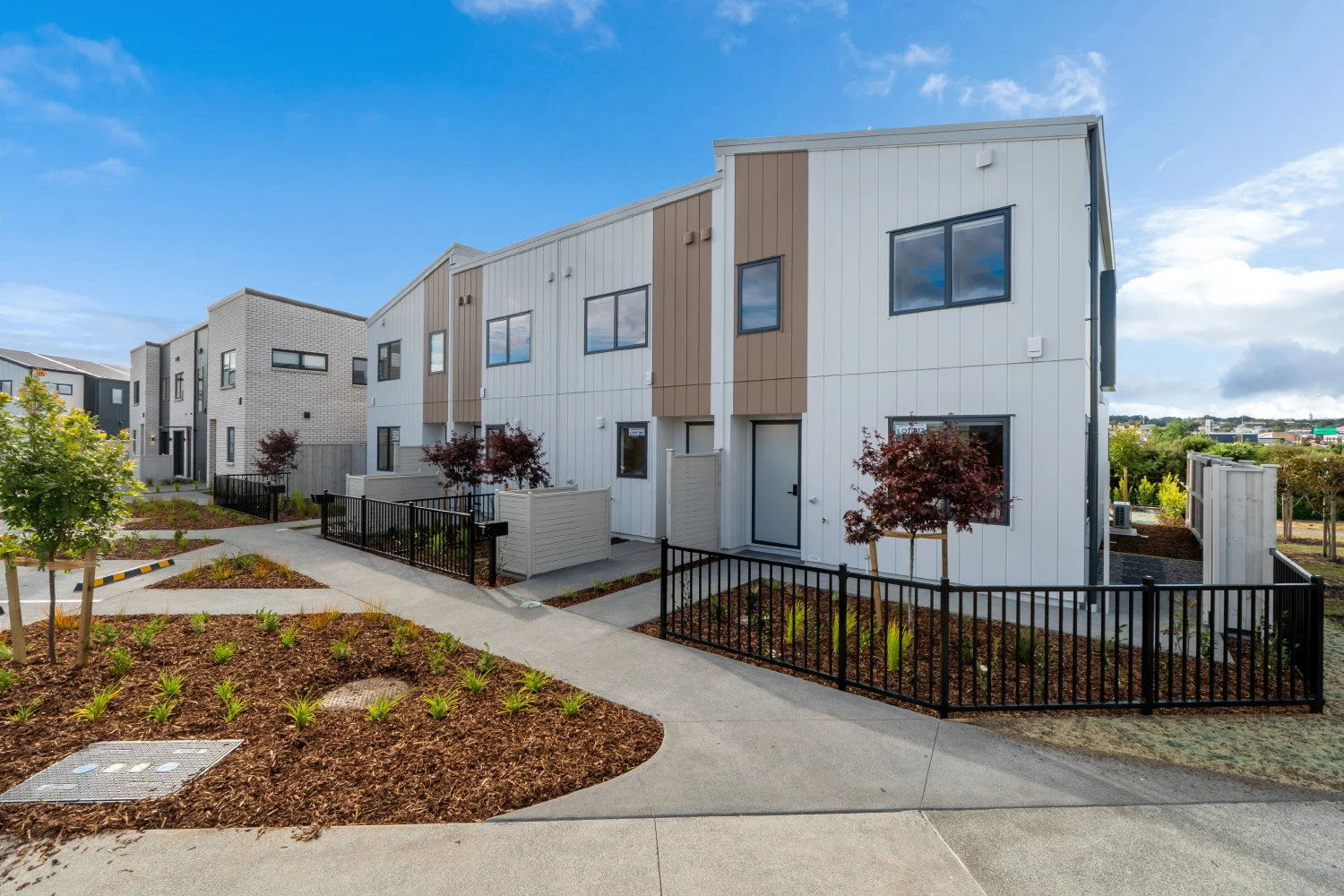 Conifer Grove 2房  2-Bed Terrace + Courtyard - Only $699K