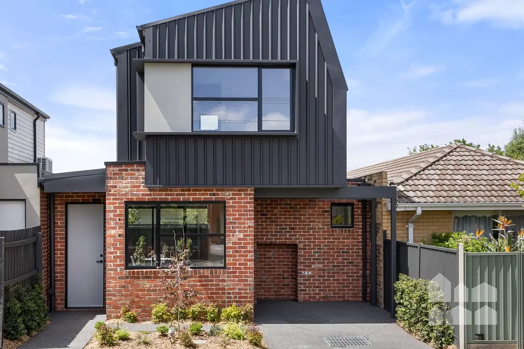 Footscray 2બેડરૂમ Designer Townhouse in a Vibrant Inner-West Setting