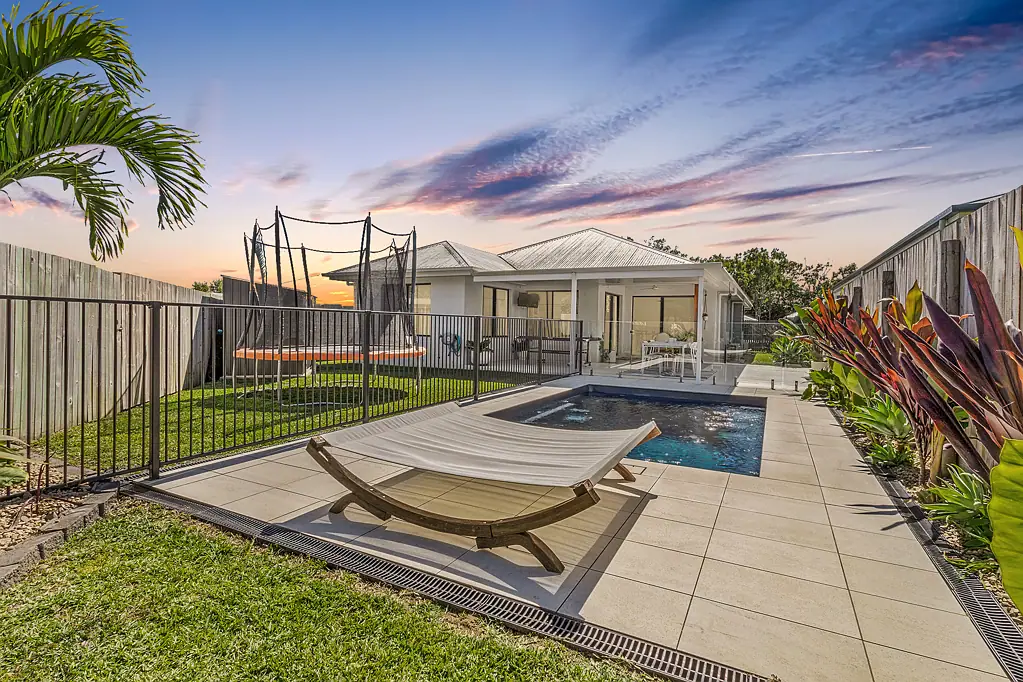 66 Trader Crescent, Cannonvale, QLD 4802