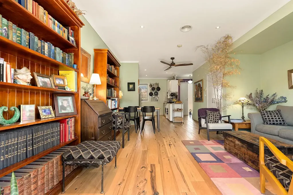 Franklin 3બેડરૂમ Charming, Practical & Perfectly Positioned - No Strata fees!