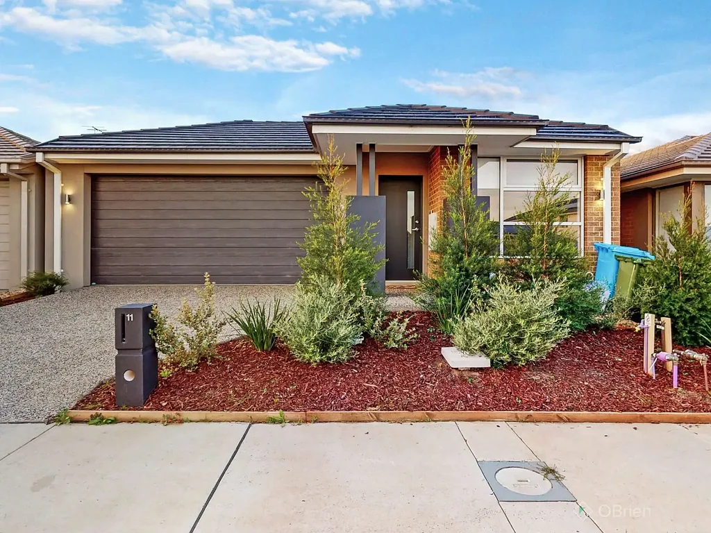 LOVELY HOME  IN THE PAVILLION ESTATE