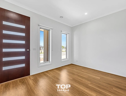 49 Shearjoy Loop, Clyde North, Traralagon , 4 Schlafzimmer, 2 Badezimmer, House
