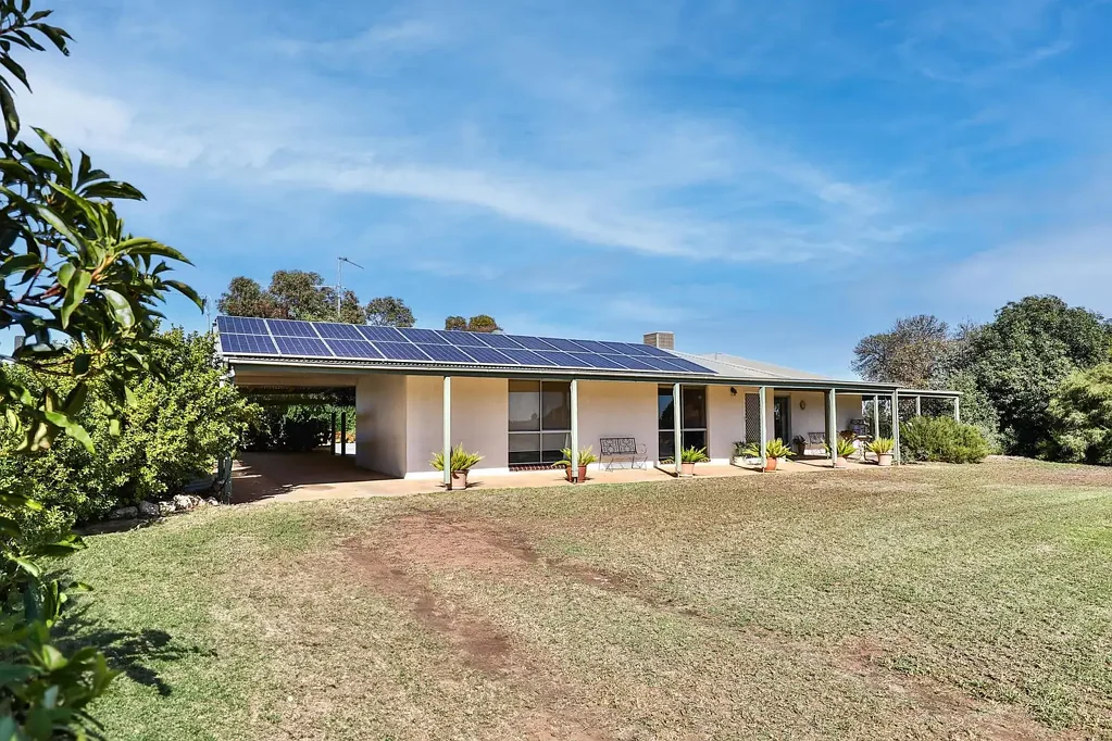42 Cottrell Road, Red Cliffs, VIC 3496