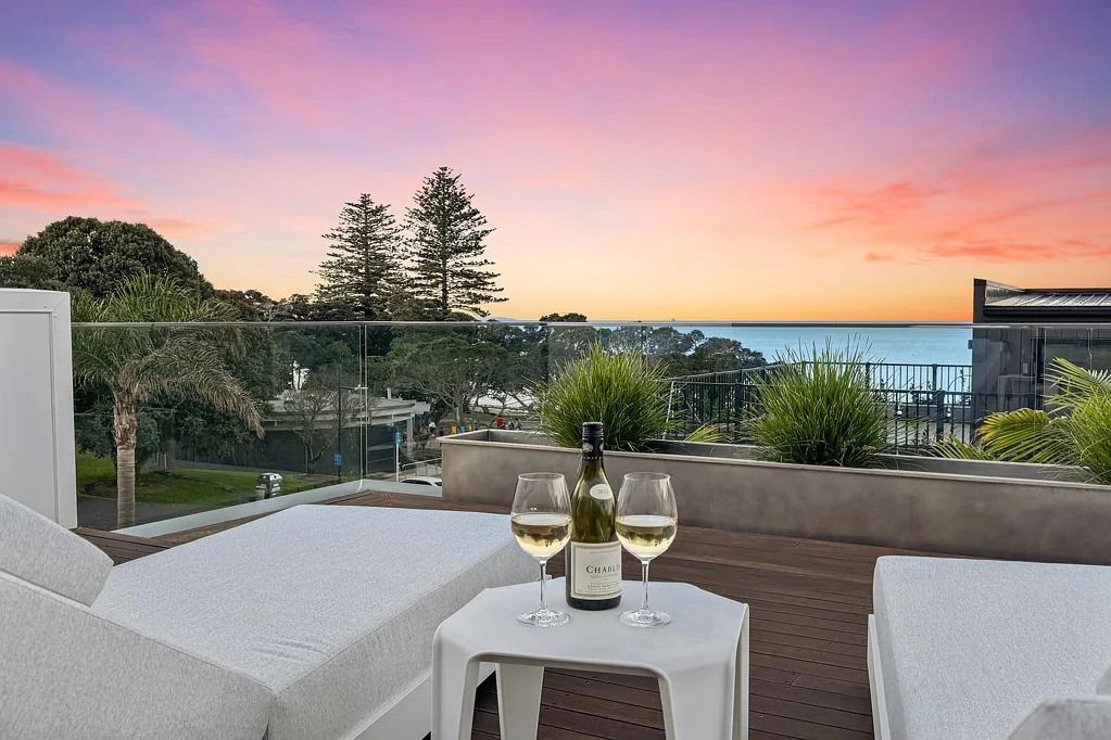15 The Strand, Takapuna, North Shore City, Auckland