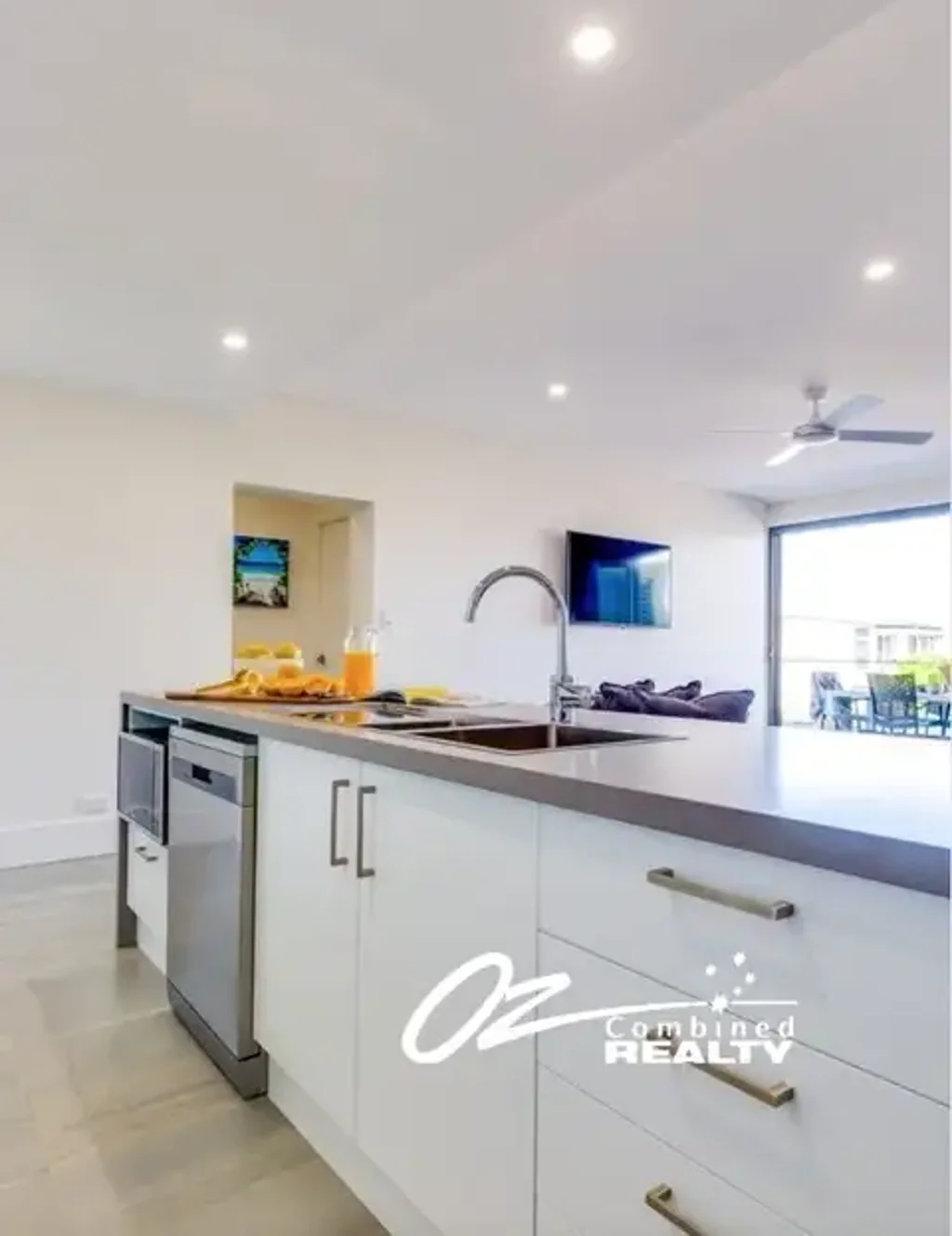 Don't Miss This Opportunity to Live in the Heart of Huskisson!