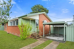 37 Marlock Street, Rivett