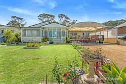 9 King George Street, Little Grove