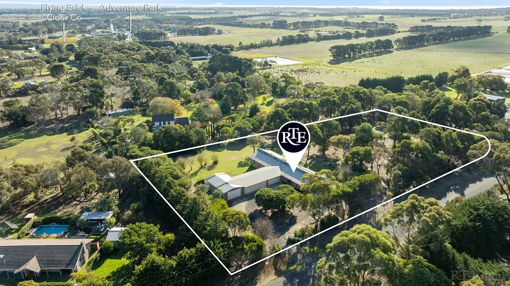 Wallington  Lifestyle Flexibility on Three Acres