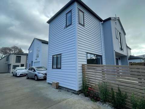 PAKURANGA_3 BEDROOMS