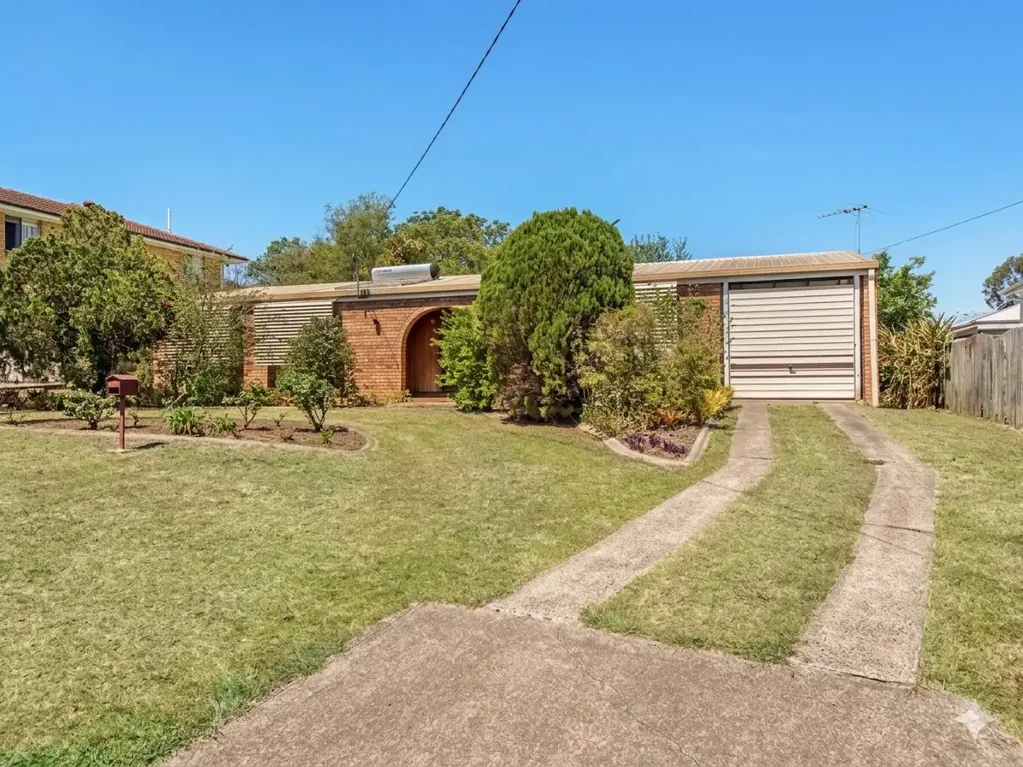 24 Rapur Street, Raceview, QLD 4305
