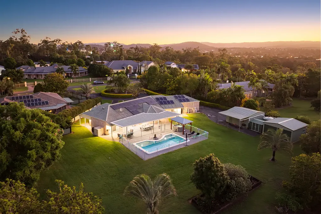Helensvale 4 Slaapkamer City Living, Country Vibes