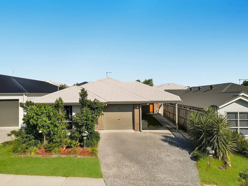 11 Sheepdog Road, Park Ridge, QLD 4125