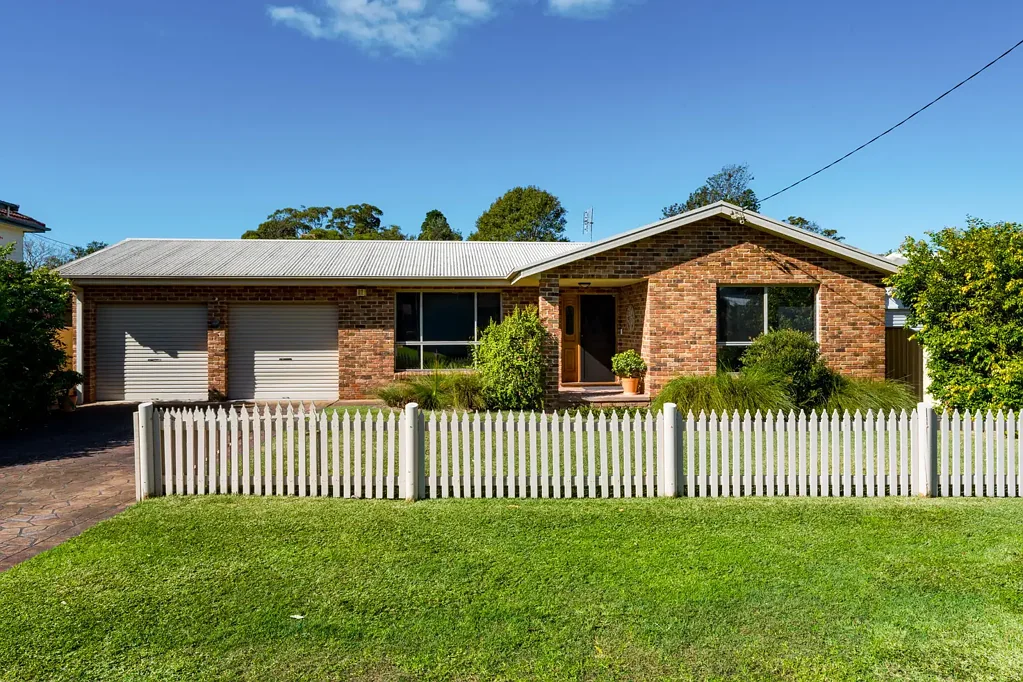 Shoalhaven Heads 3房  Sunlit Spaces, Coastal Charm & Everyday Comfort