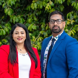 Team Sapna and Rizwan