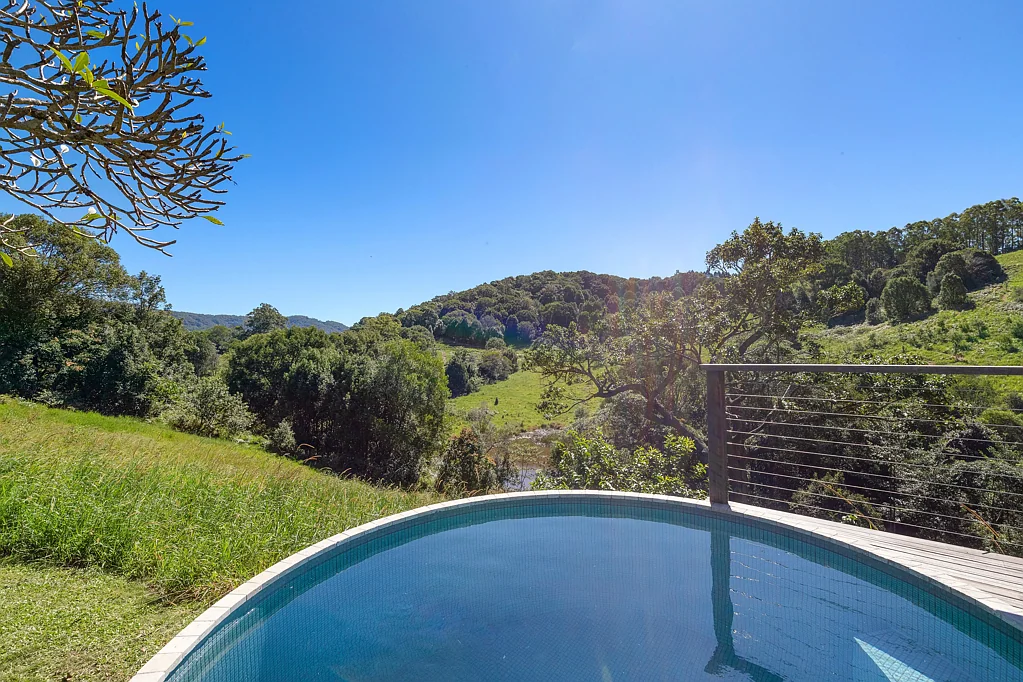 Kin Kin 3chambre Private 15-Acre Sanctuary with Views, Water, and Endless Tranquillity