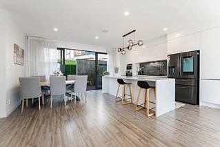 74D Langana Avenue, Browns Bay, North Shore City