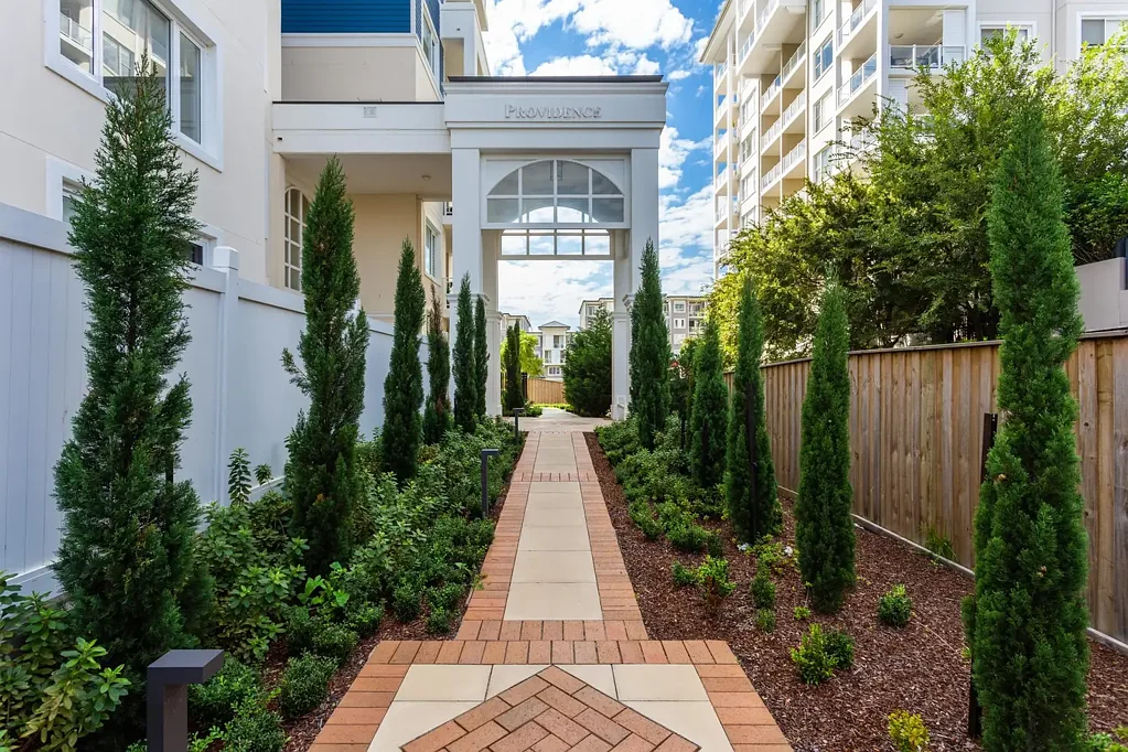 Beautifully presented apartment in "Providence"