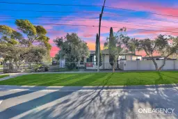 2 Cameron Avenue, Altona Meadows