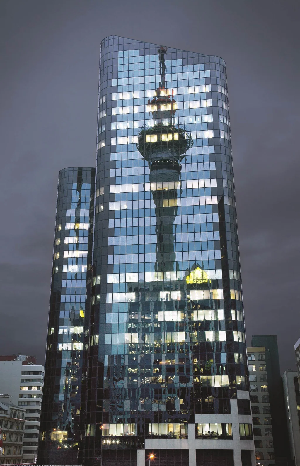 Auckland Central LEASE AVAILABLE WITH SKY TOWER VIEWS