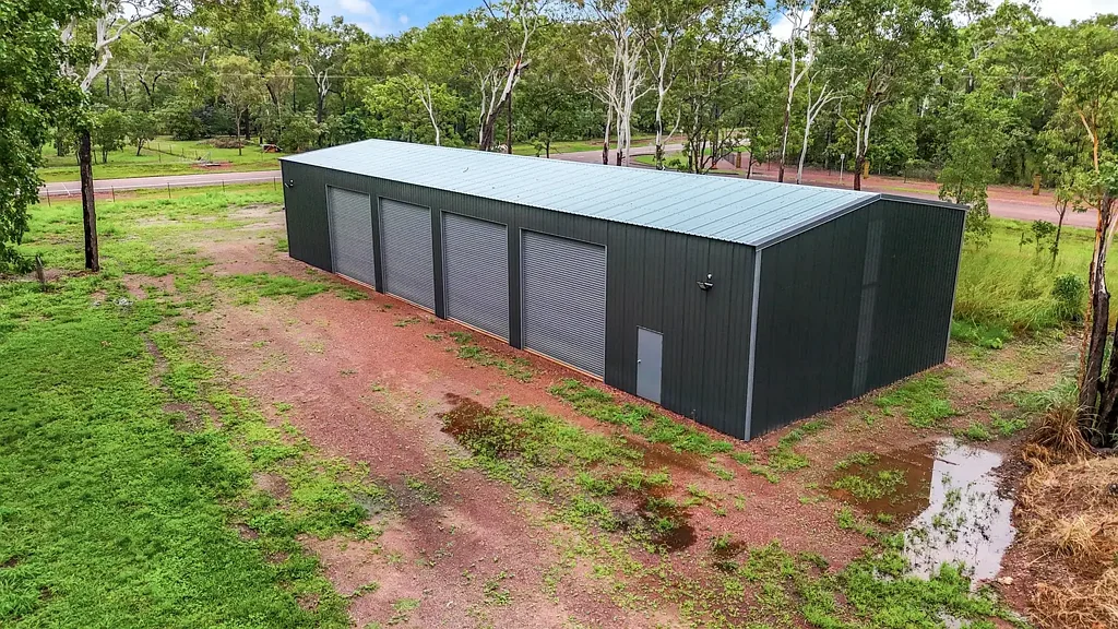 Humpty Doo 2 Bedroom MASSIVE SHED. SERIOUS SPACE.