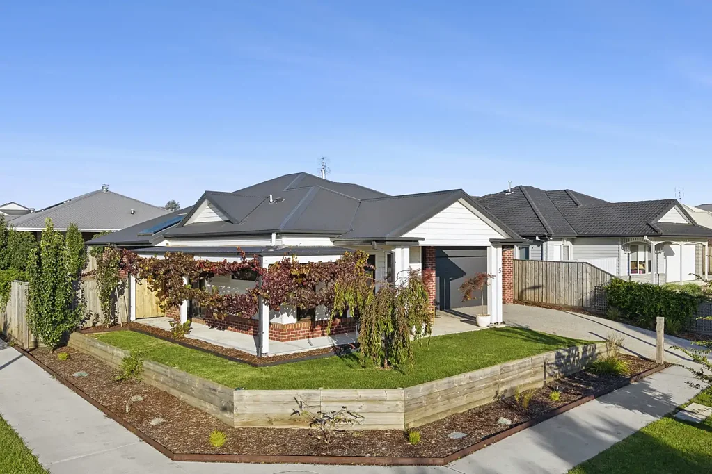 Kyneton 4房  Turnkey Living with a Northerly Aspect