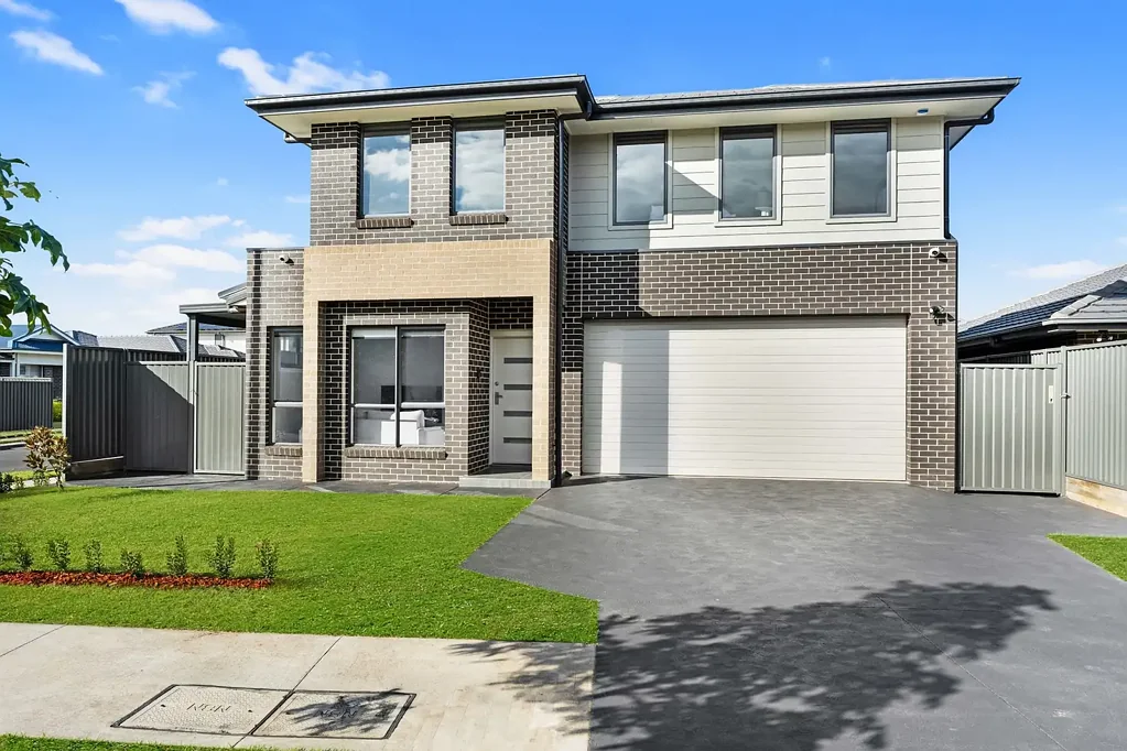Catherine Field 5chambre Generous Family Home
