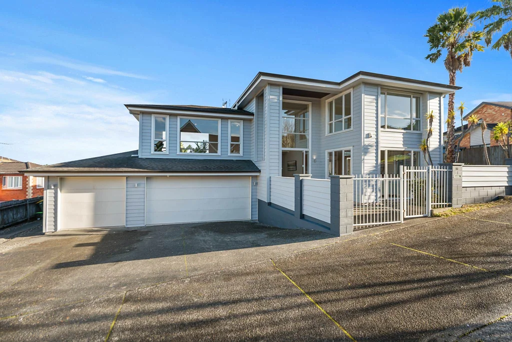 Pinehill 5침실 Impeccable Family Home in Prestigious Pinehill