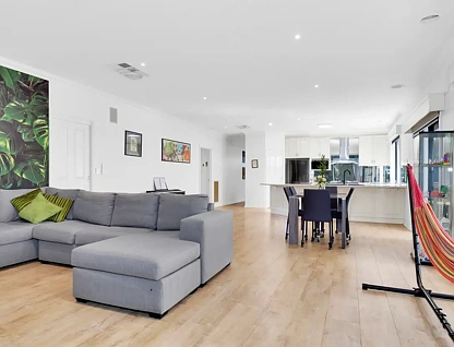 8 Sam Court, Shepparton, VIC 3630, 4 कमरे, 2 बाथरूम, House