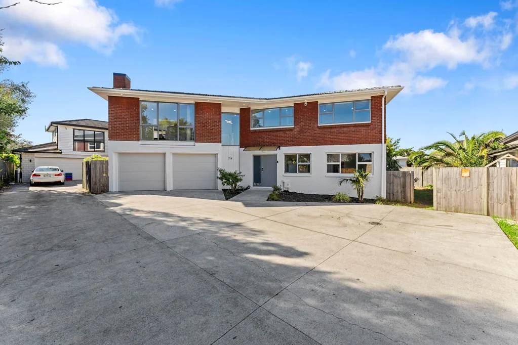 Manurewa 4Phòng ngủ Renovated Family Gem with Home & Income Potential!