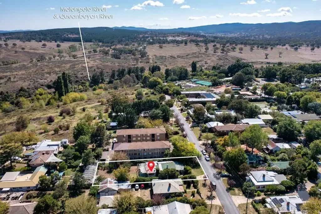 Oaks Estate Riverside Opportunity on 1,012sqm - Endless Potential in a Peaceful, Historic Se